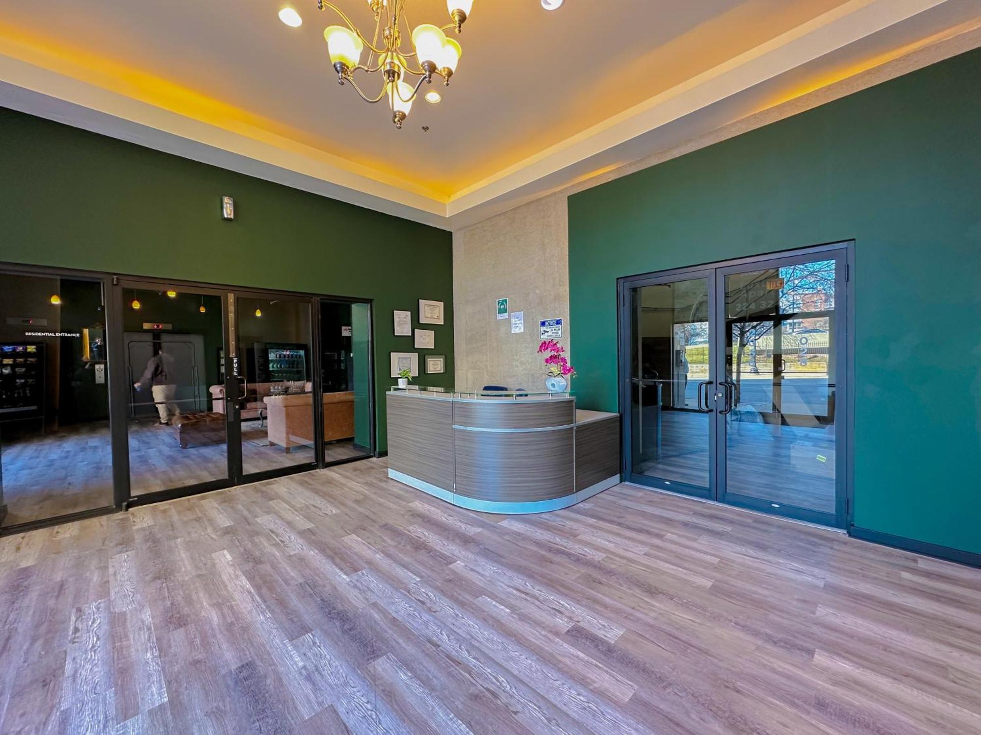Mccormick Place 2Br Stylish Suite With Optional Parking And Gym For Up To 8 Guests Near Soldier Field And Grant Park Chicago Exteriér fotografie